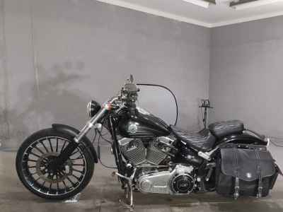 Harley-Davidson Breakout FXSB1690 2017