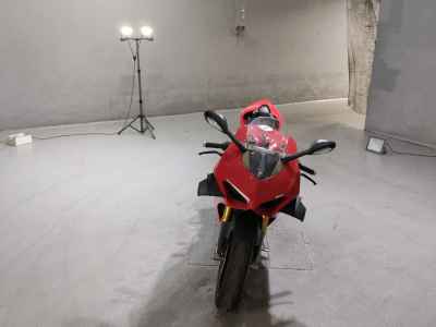 Ducati Panigale V4S 2021