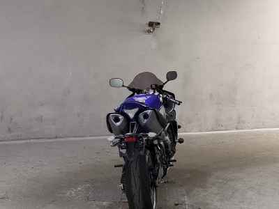 Yamaha YZF-R1