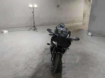 Yamaha YZF-R1 2023