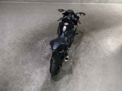 Yamaha YZF-R1 2023