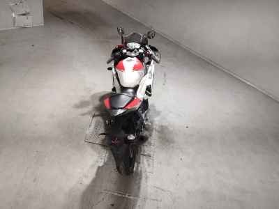 Yamaha YZF-R25 2015