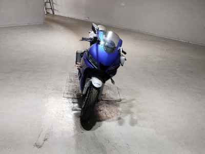 Yamaha YZF-R25 2020