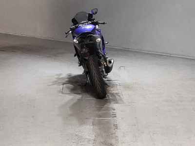Yamaha YZF-R25 2020
