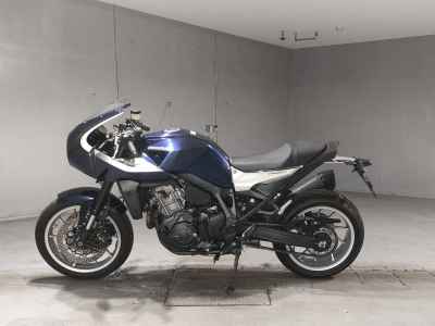 Honda Hawk 11