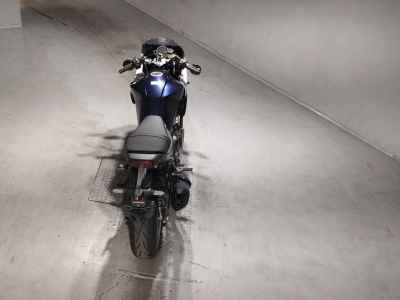 Honda Hawk 11