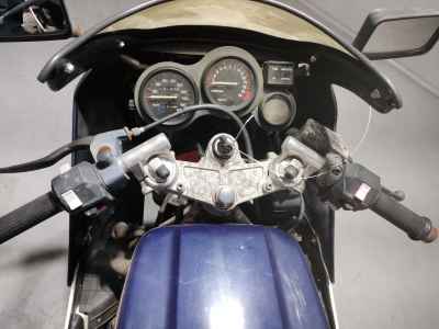 Yamaha FZ400R