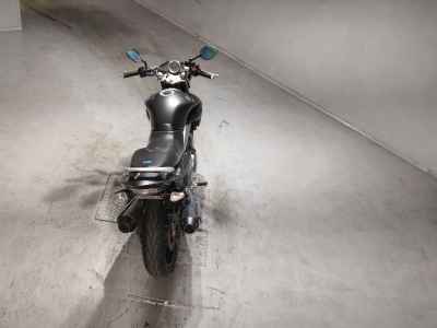 Suzuki GSR250