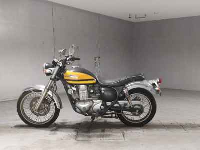 Kawasaki Estrella