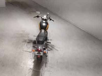 Kawasaki Estrella