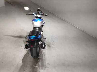 Suzuki GSR250