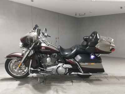 Harley-Davidson Electra Glide FLHTKSE1800 2014