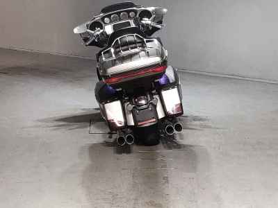 Harley-Davidson Electra Glide FLHTKSE1800 2014