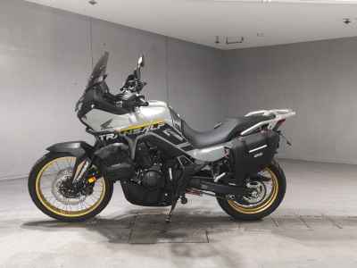 Honda Transalp 750 2025
