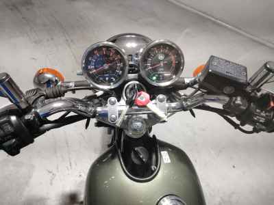 Yamaha SR400