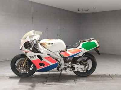 Yamaha TZR250