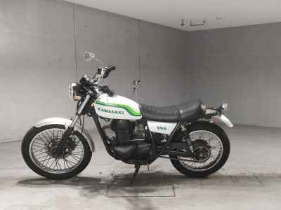 Kawasaki 250TR