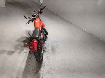 Suzuki DR250S