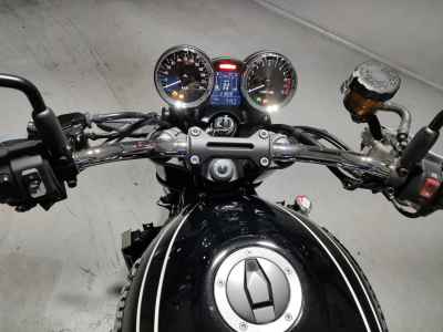 Kawasaki Z900RS 2022