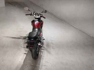 Suzuki GSR250