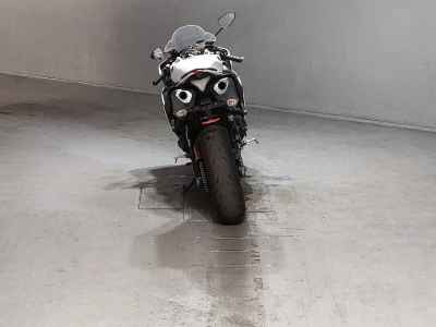 Yamaha YZF-R1 2012