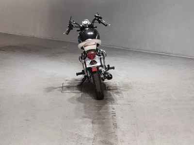 Kawasaki Estrella