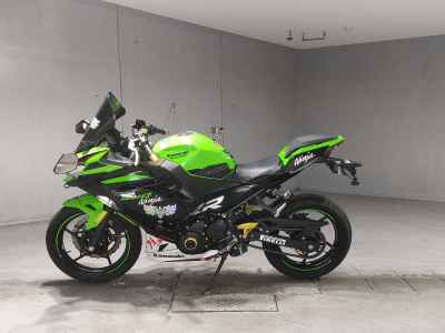 Kawasaki Ninja 400 2022