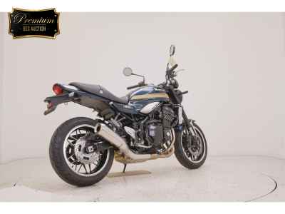 Kawasaki Z900RS 2022