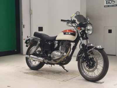 Kawasaki Estrella 2011