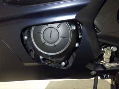 Yamaha YZF-R25 2023