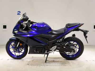 Yamaha YZF-R25 2023