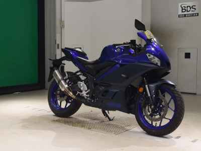 Yamaha YZF-R25 2023