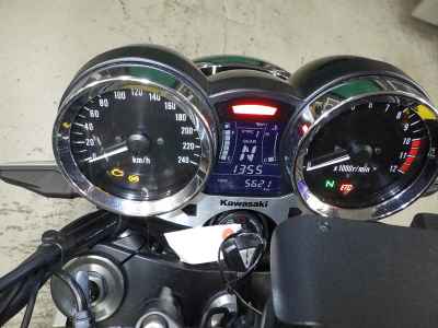 Kawasaki Z900RS 2024