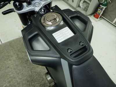 Husqvarna Svartpilen 401 2021