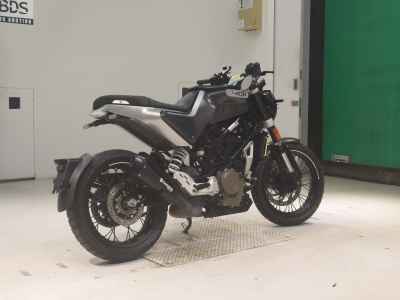 Husqvarna Svartpilen 401 2021