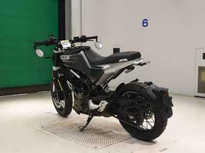 Husqvarna Svartpilen 401 2021