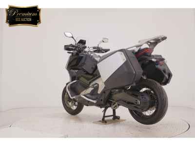 Honda X-Adv 750 2021