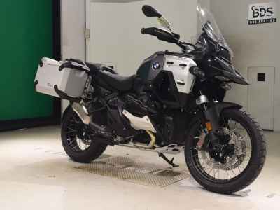 BMW R1300GS Adventure Triple Black 2026