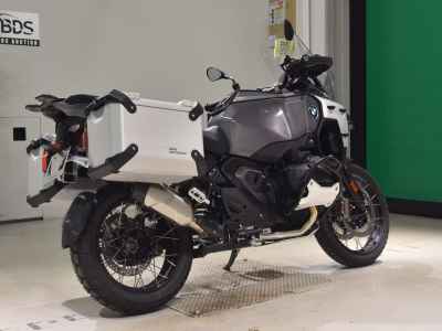 BMW R1300GS Adventure Triple Black 2026