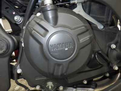 Yamaha YZF-R25 2015