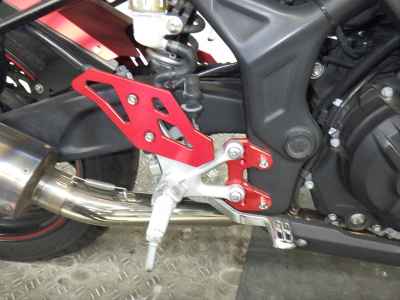 Yamaha YZF-R25 2015