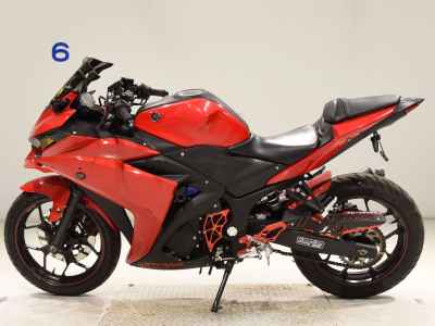 Yamaha YZF-R25 2015