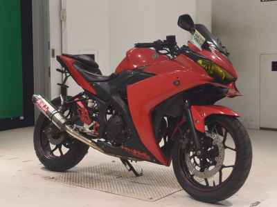 Yamaha YZF-R25 2015