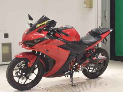 Yamaha YZF-R25 2015