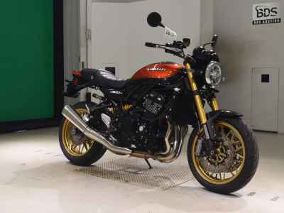 Kawasaki Z900RS 2026