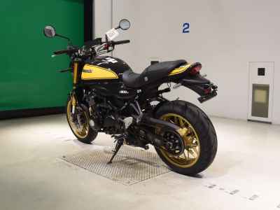 Kawasaki Z900RS 2024