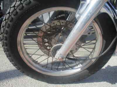 Yamaha SR400 2022