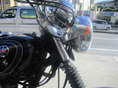 Yamaha SR400 2022