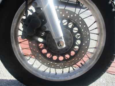 Yamaha SR400 2022