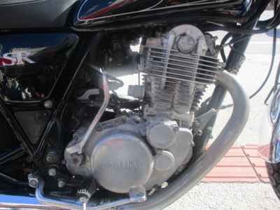 Yamaha SR400 2022